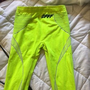 Off-white leggings.